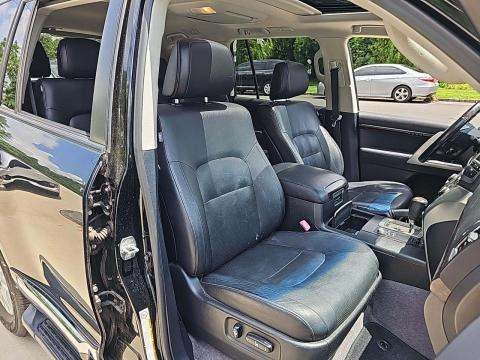 2013 Toyota Land Cruiser Base AWD