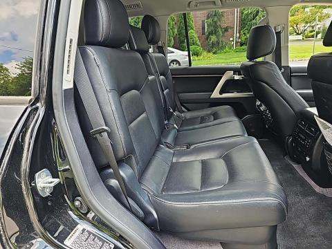 2013 Toyota Land Cruiser Base AWD