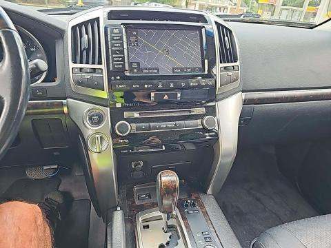 2013 Toyota Land Cruiser Base AWD