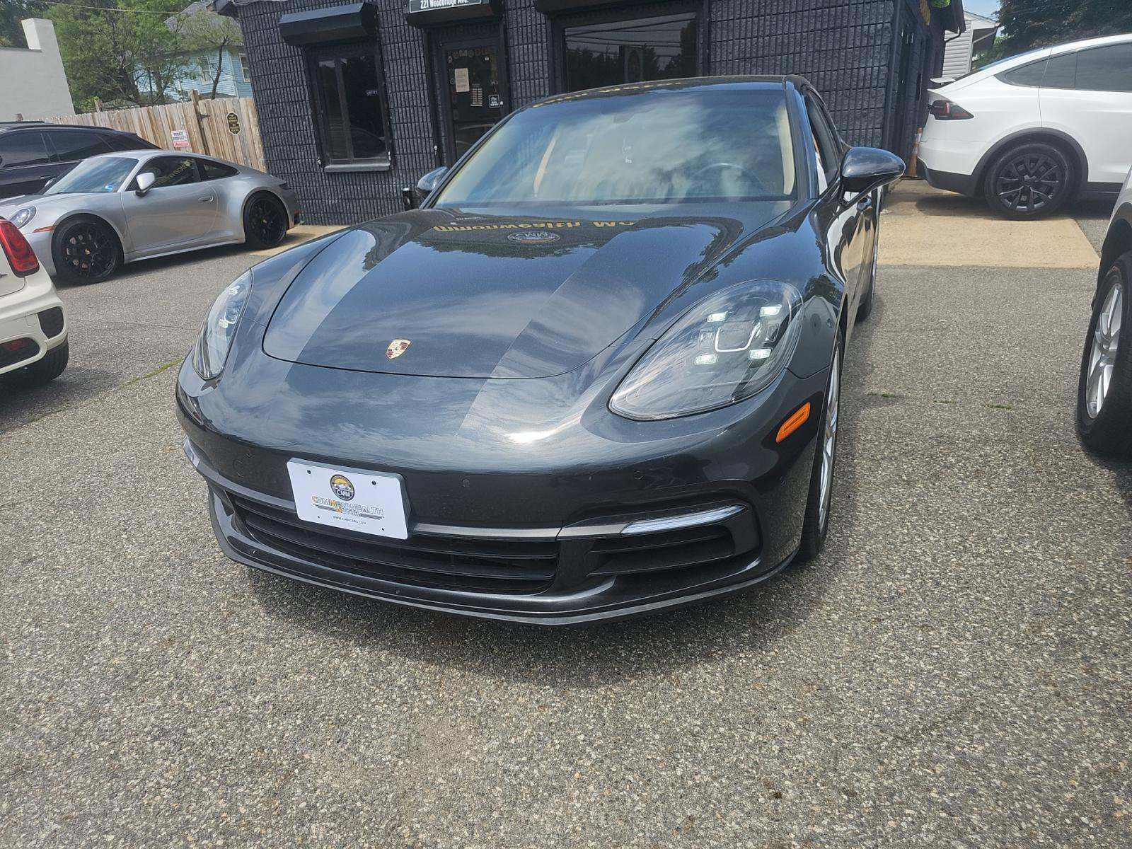 2017 Porsche Panamera 4 AWD