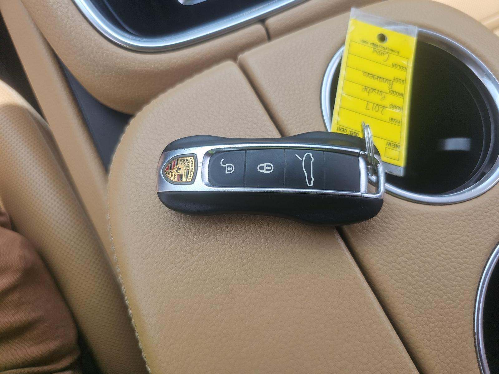 2017 Porsche Panamera 4 AWD