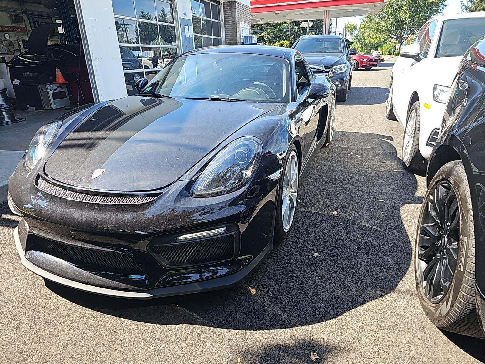 2016 Porsche Cayman GT4