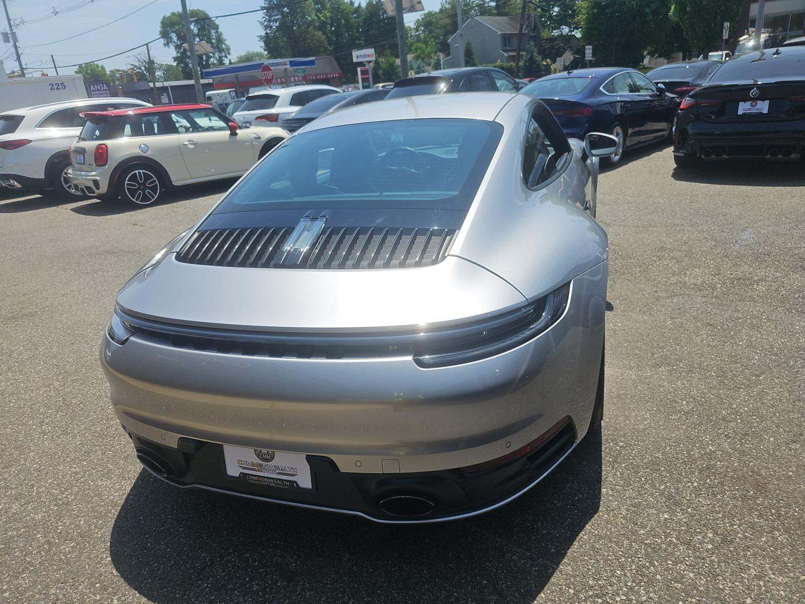 2022 Porsche 911 Carrera RWD