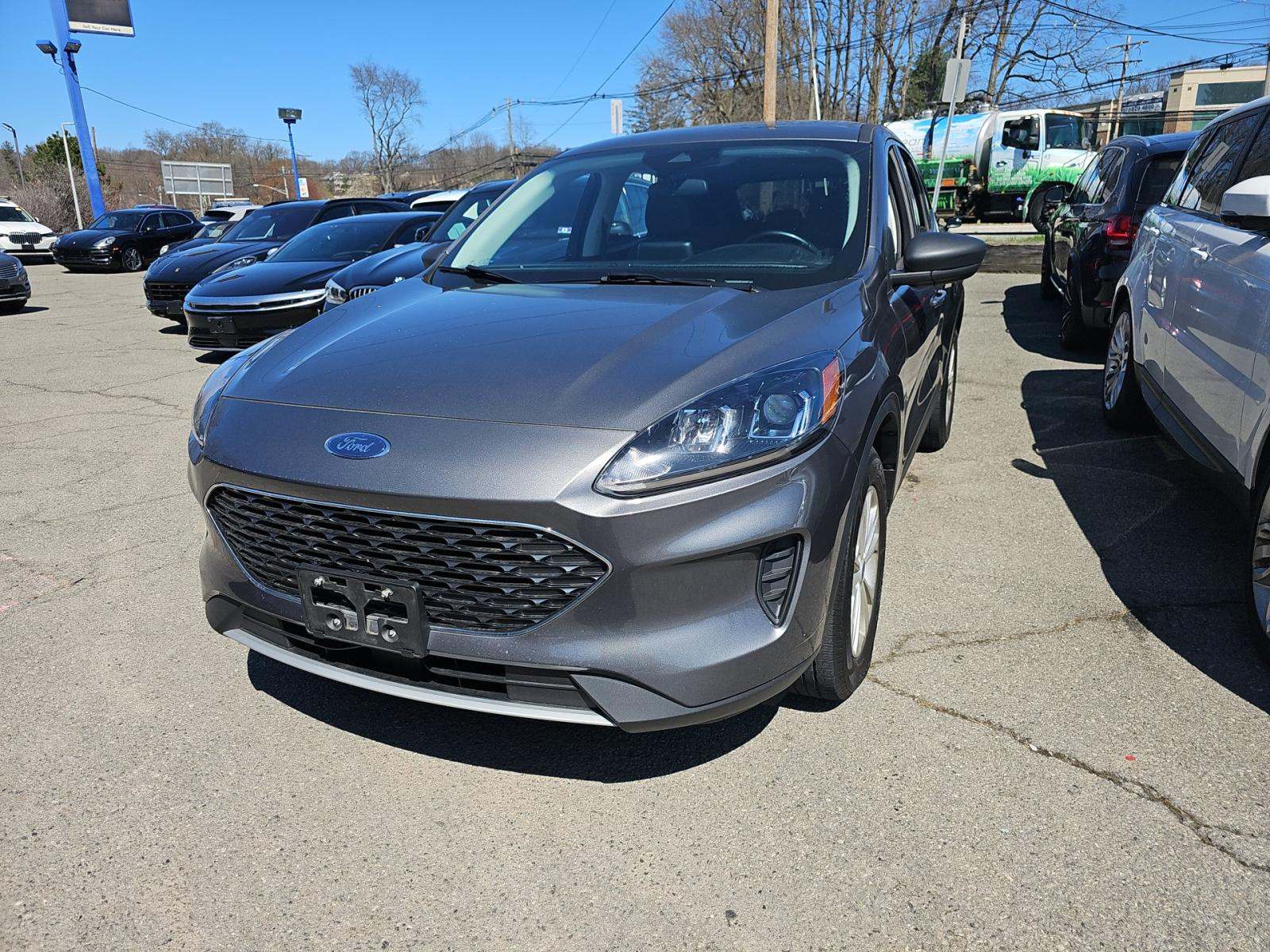 FORD ESCAPE - 1