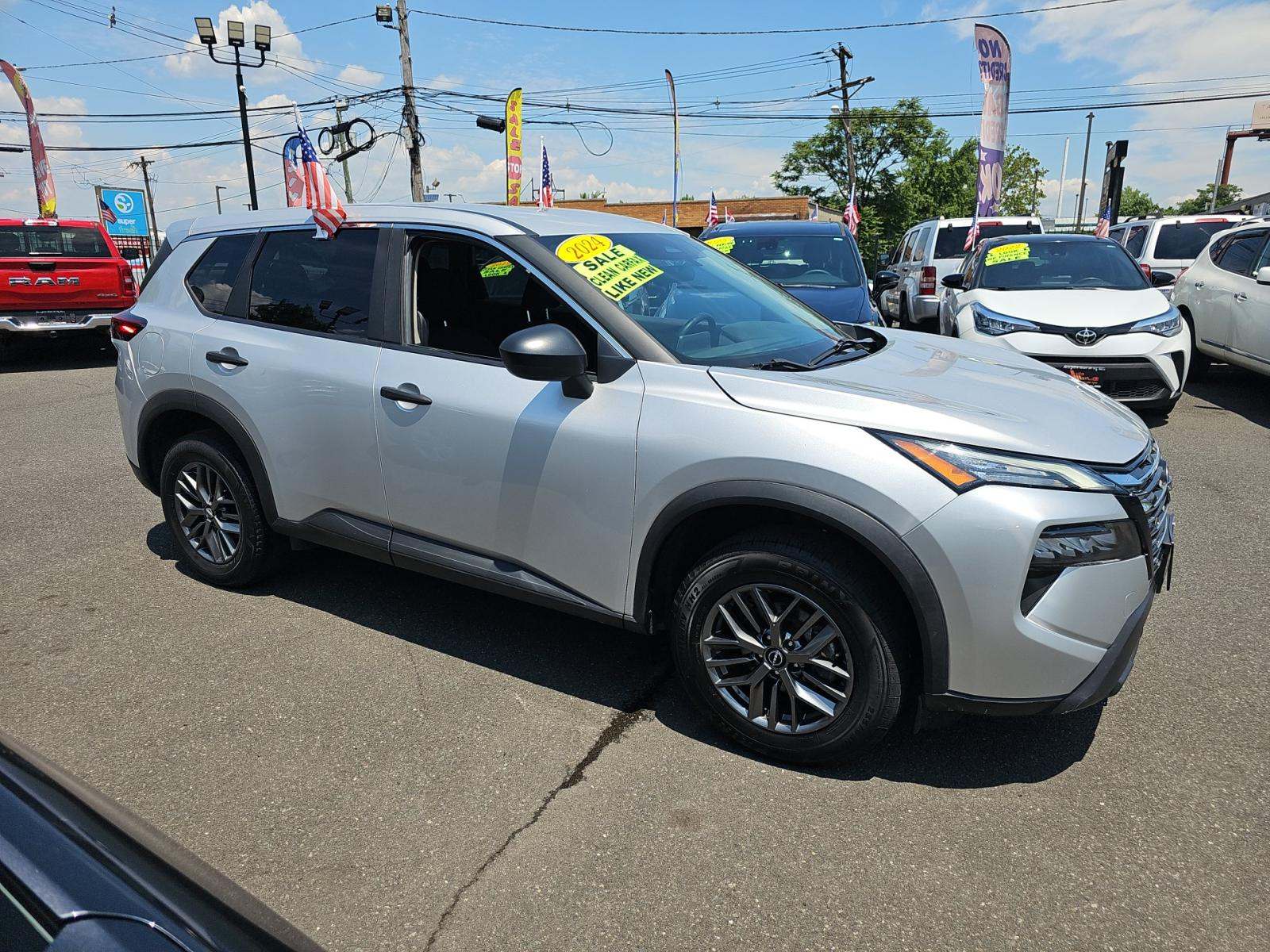 2024 Nissan Rogue S FWD