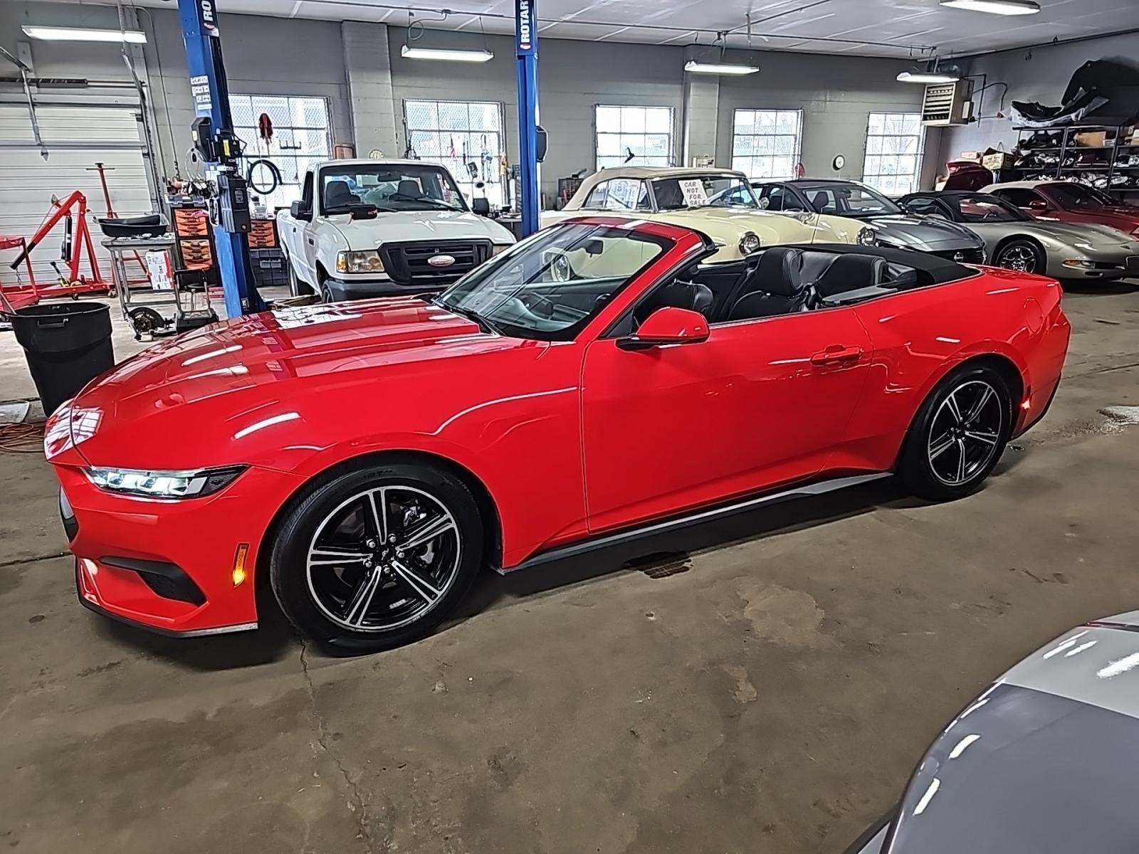 2024 Ford Mustang EcoBoost RWD