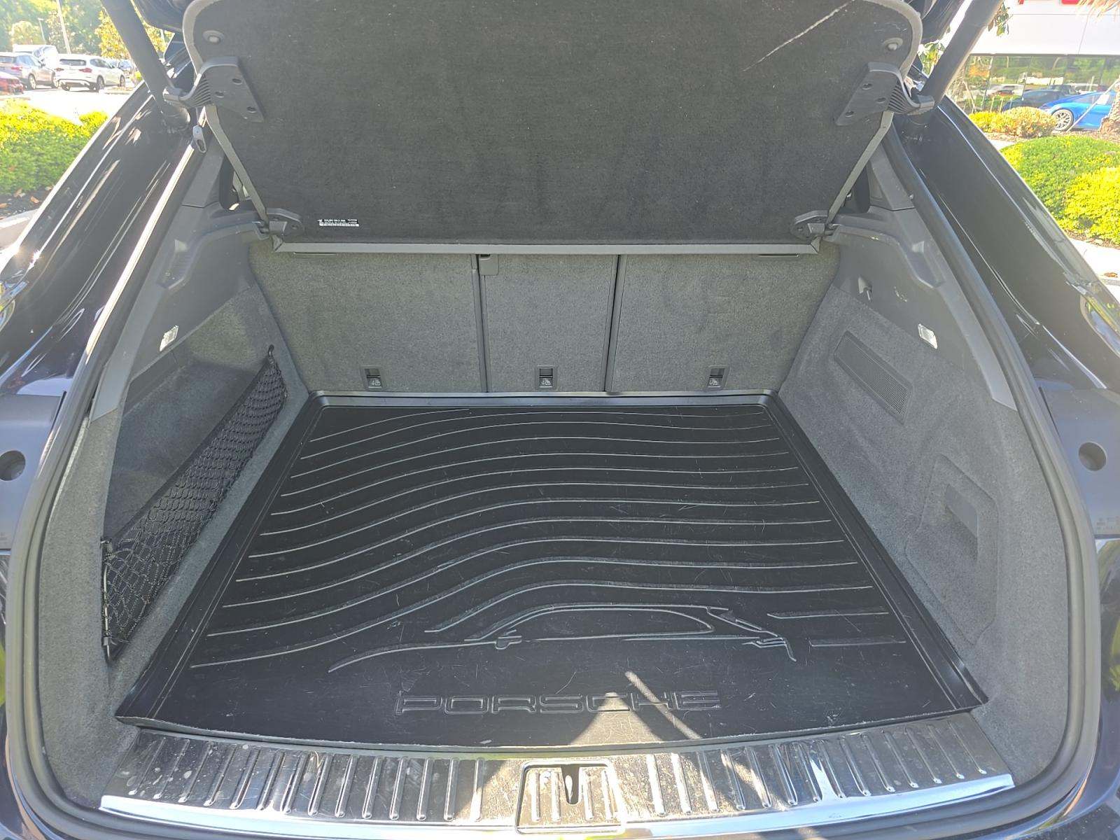 PORSCHE CAYENNE - 10