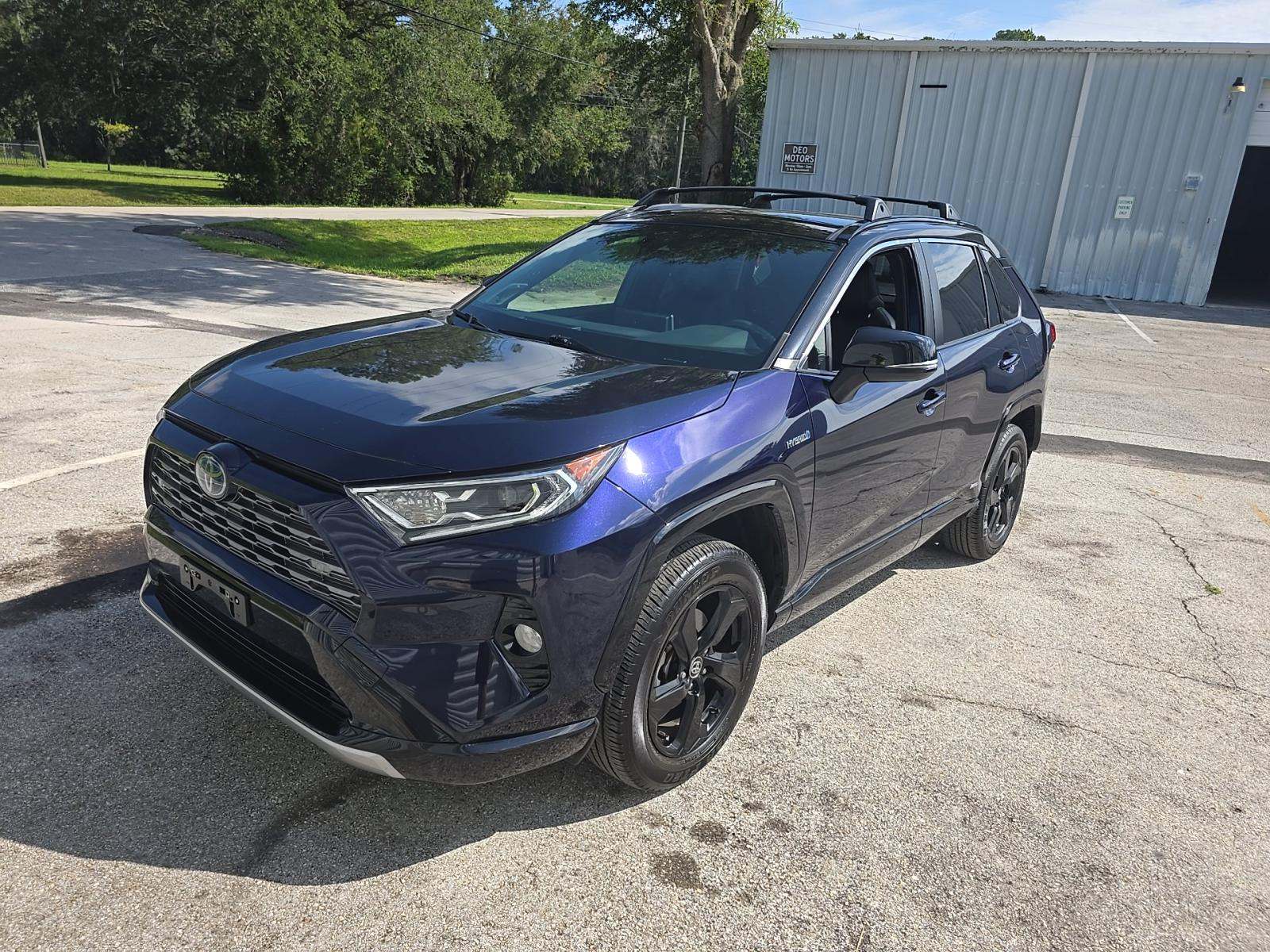 2020 Toyota RAV4 Hybrid XSE AWD