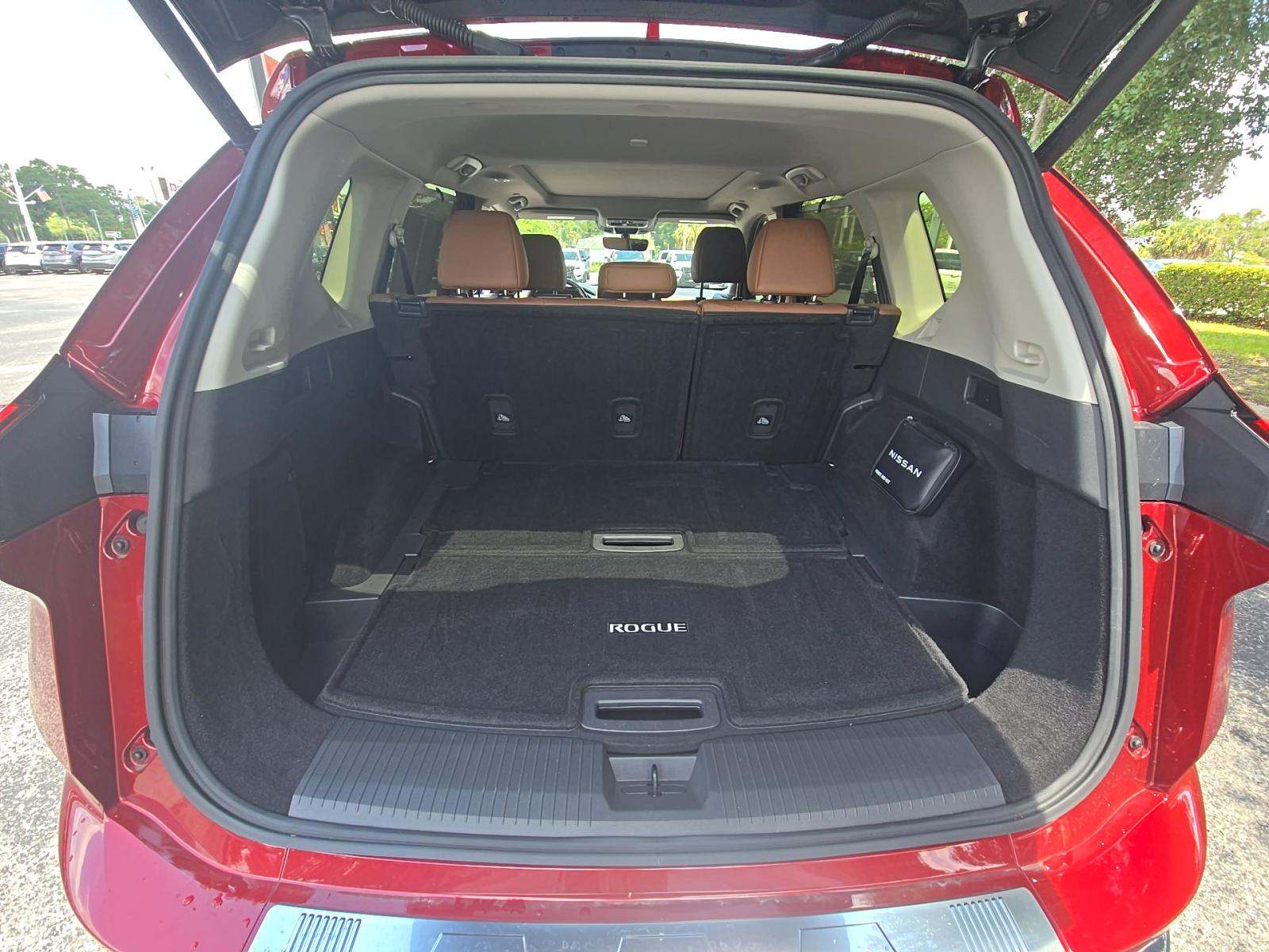 2024 Nissan Rogue Platinum AWD