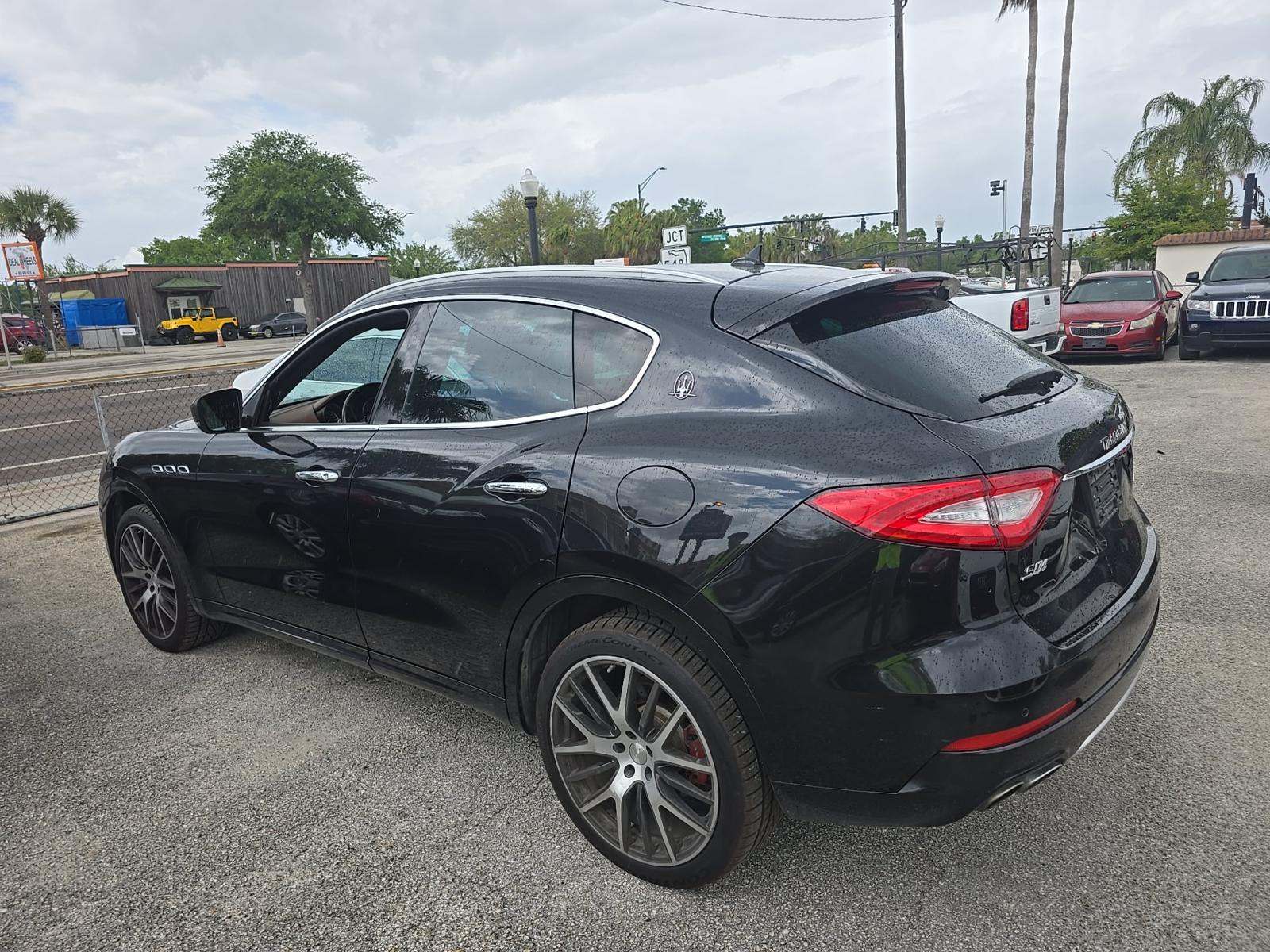 2017 Maserati Levante S AWD
