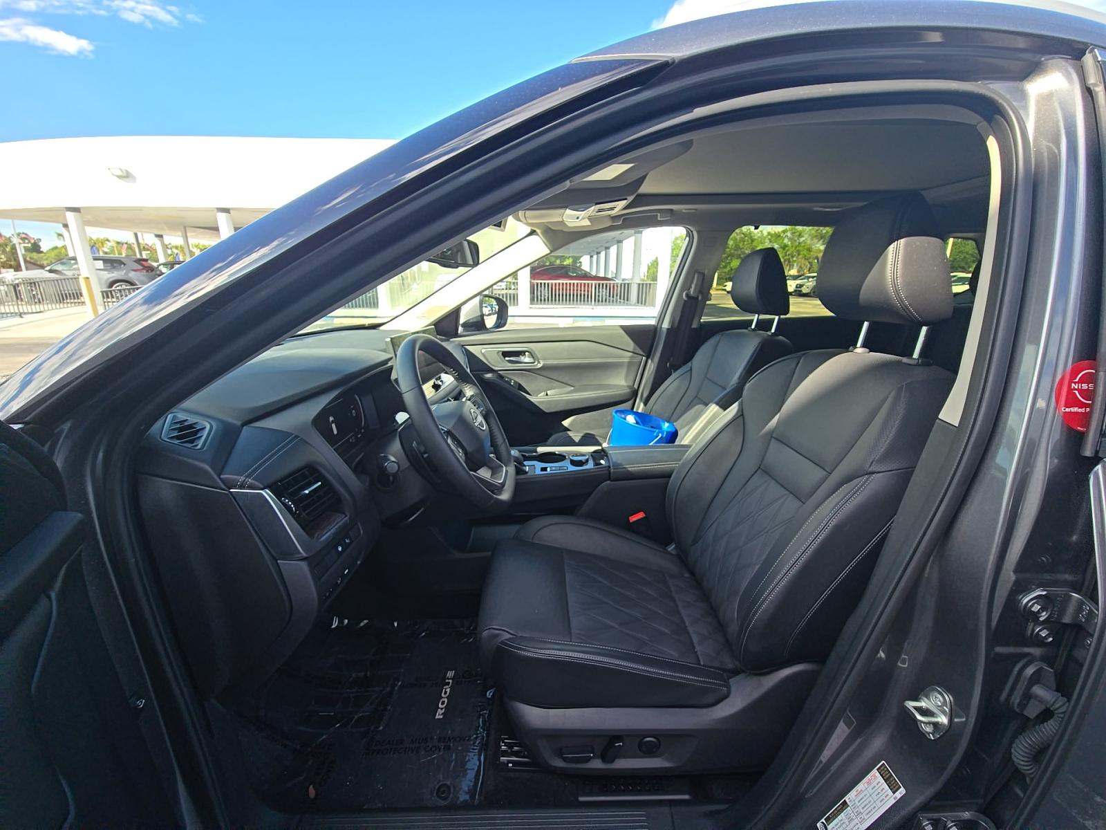 2025 Nissan Rogue Platinum AWD