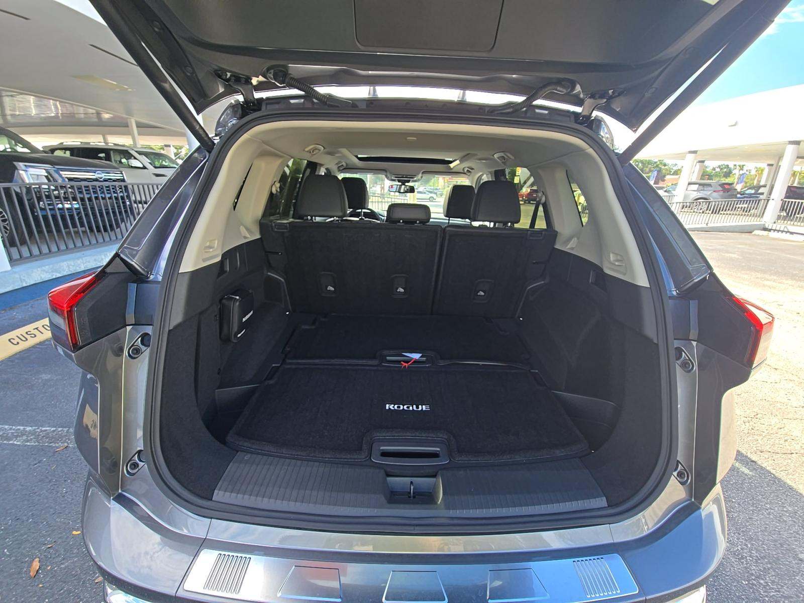 2025 Nissan Rogue Platinum AWD