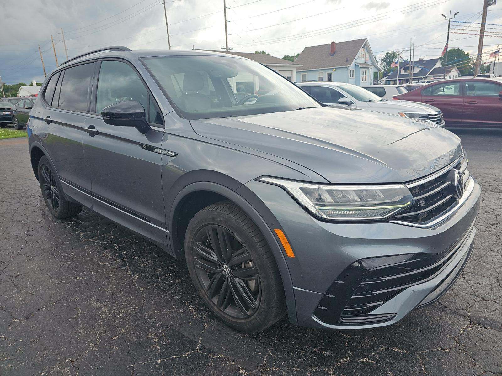 2022 Volkswagen Tiguan 2.0T SE R-Line Black AWD