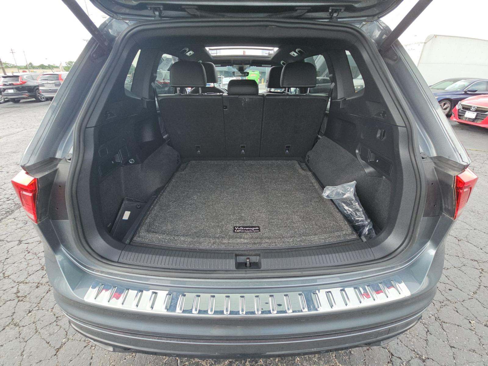 2022 Volkswagen Tiguan 2.0T SE R-Line Black AWD