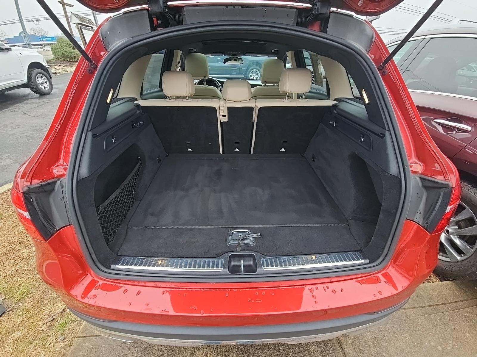 2018 Mercedes-Benz GLC GLC 300 AWD