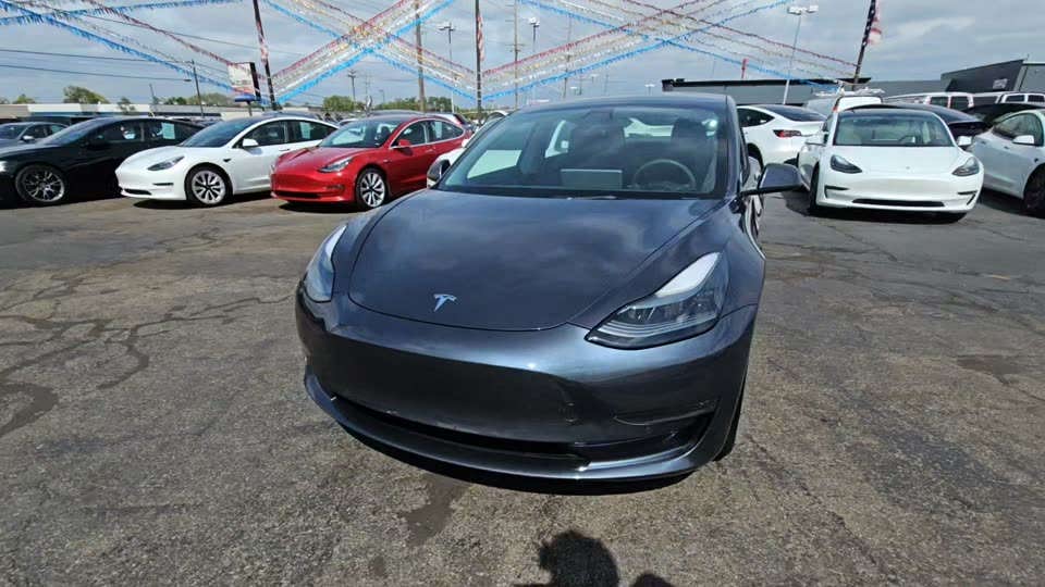 2022 Tesla Model 3 Long Range