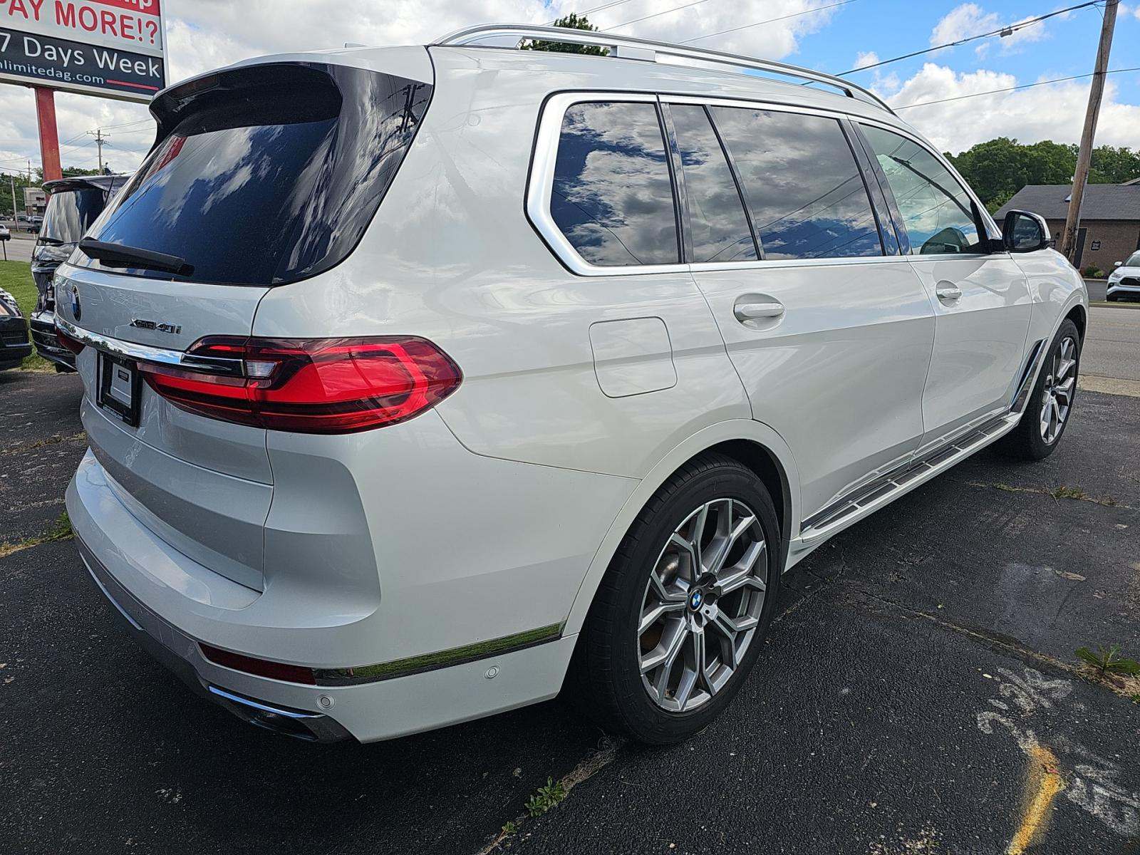 2021 BMW X7 xDrive40i AWD