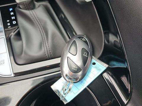 HYUNDAI SEL CONVENIENCE - 8