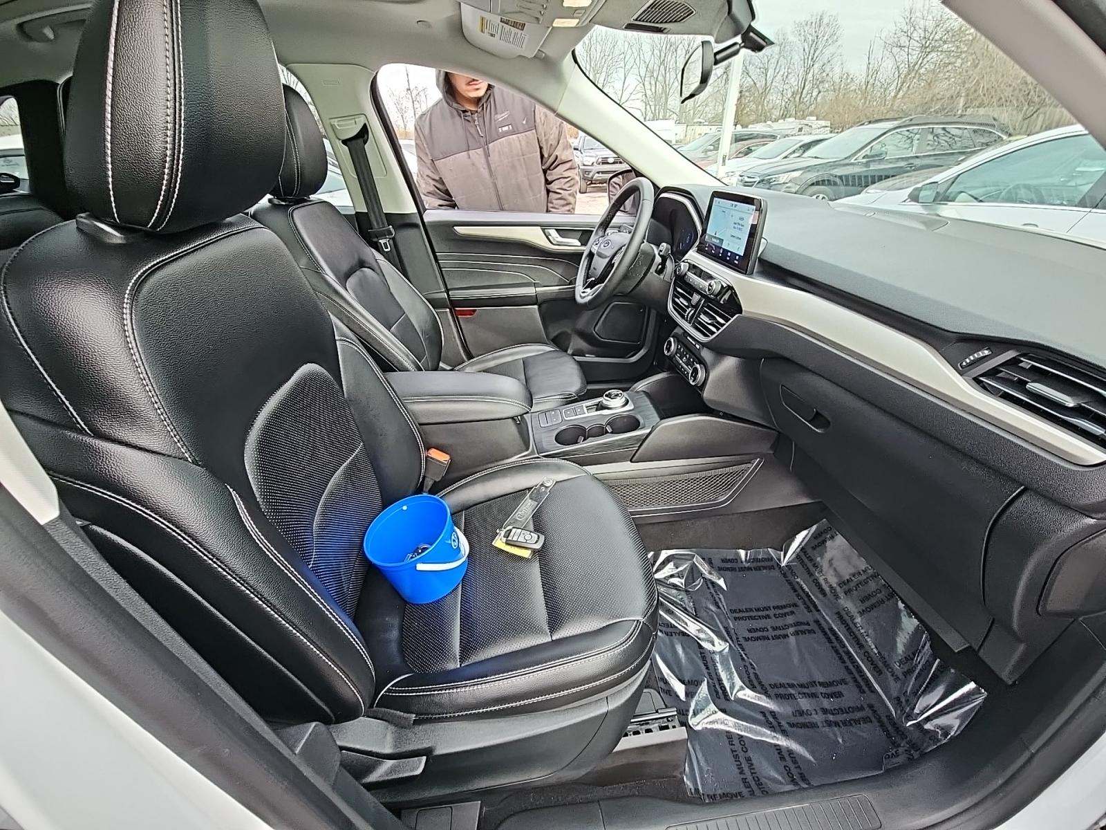 2022 Ford Escape Plug-In Hybrid SEL FWD