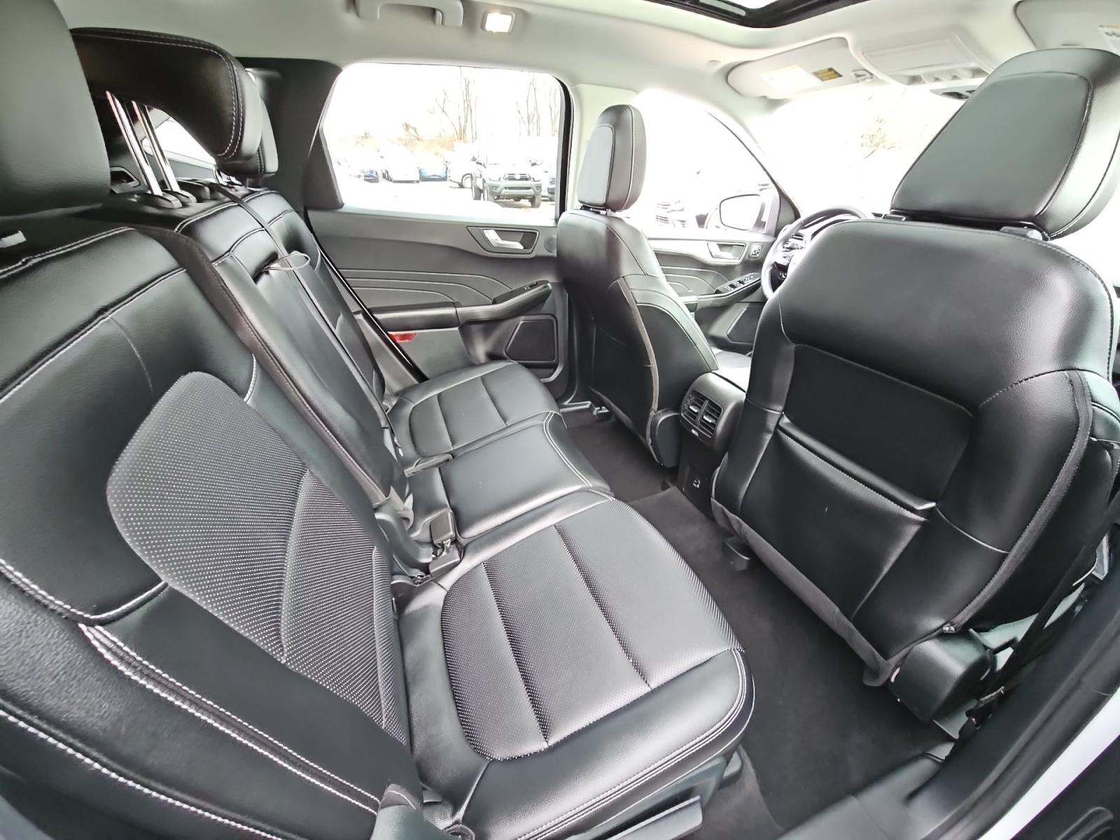 2022 Ford Escape Plug-In Hybrid SEL FWD