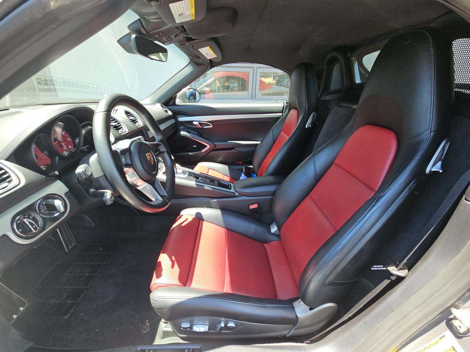 2017 Porsche 718 Boxster S RWD