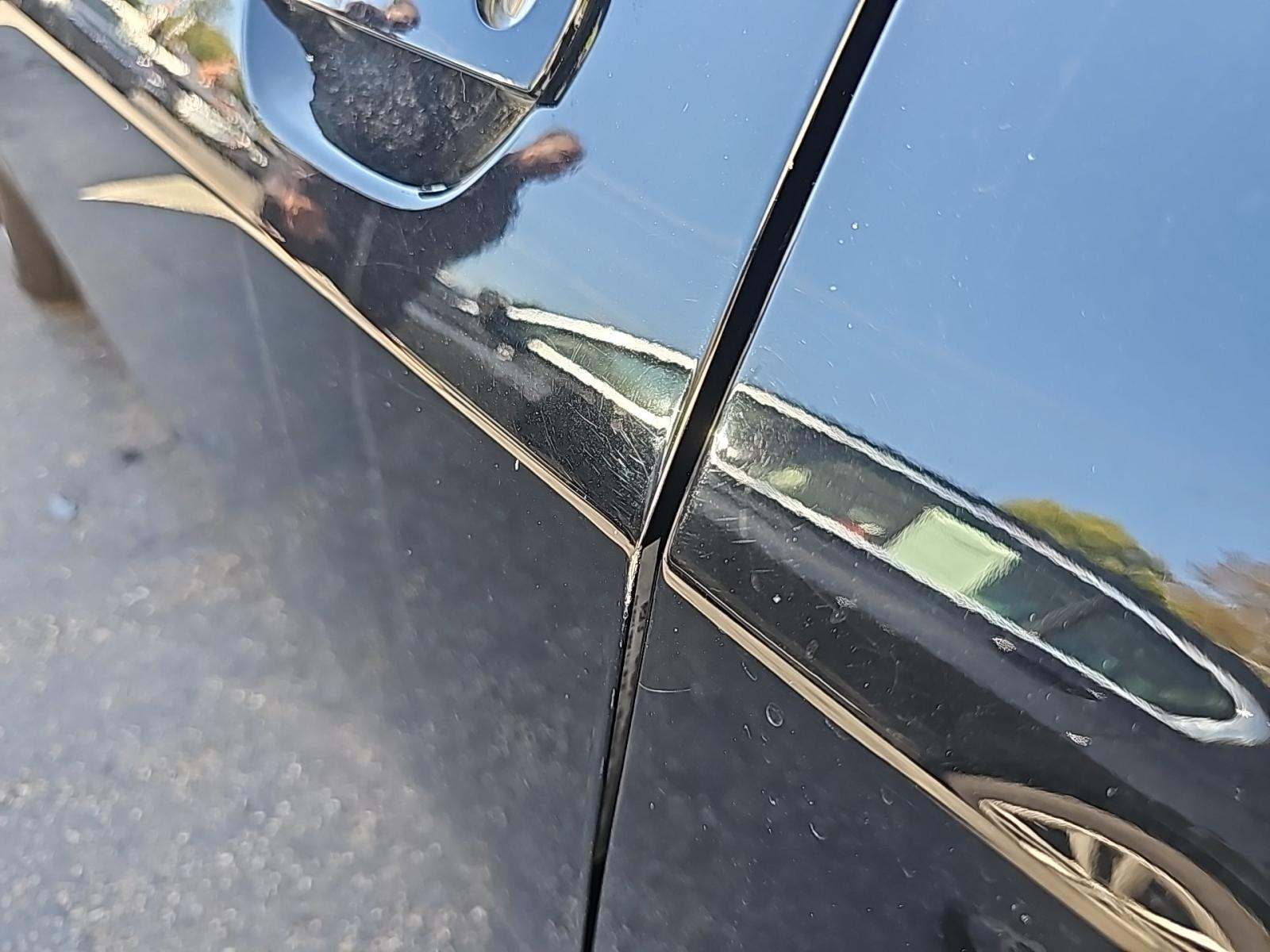 2018 Dodge Challenger SXT RWD