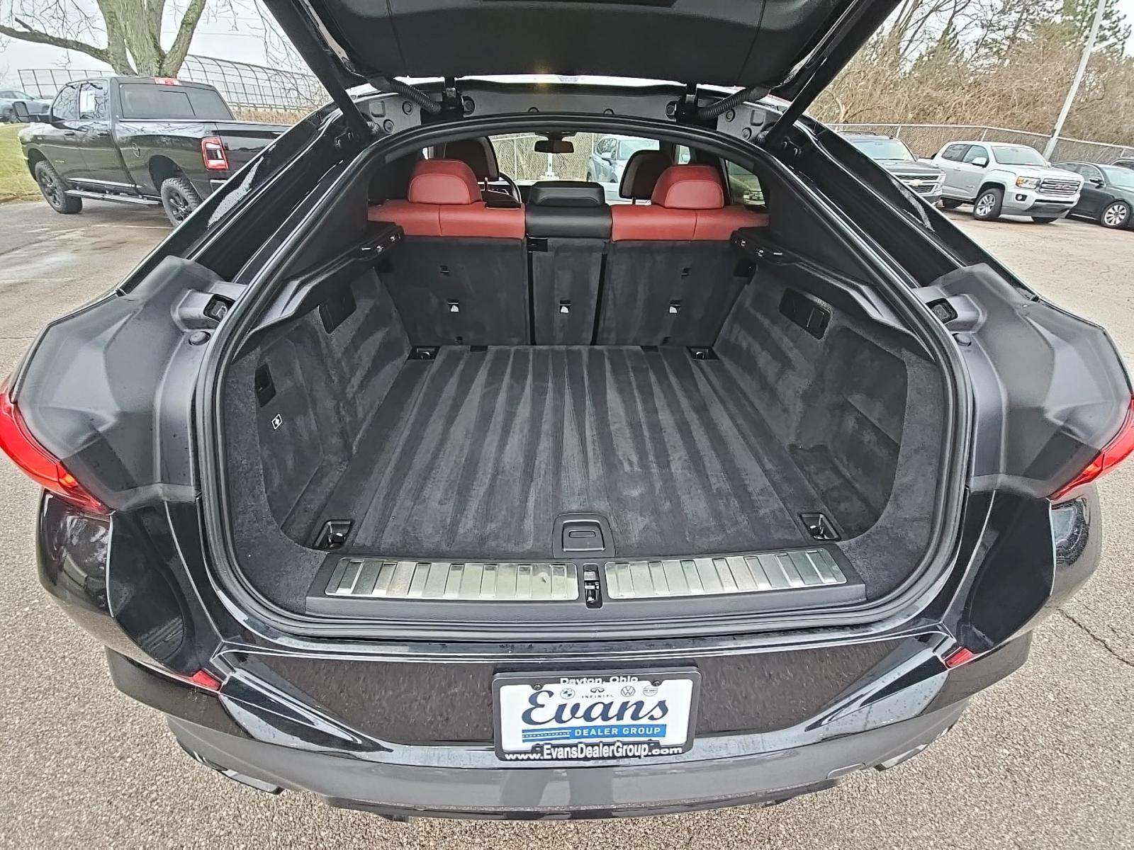 2024 BMW X6 M60i xDrive AWD