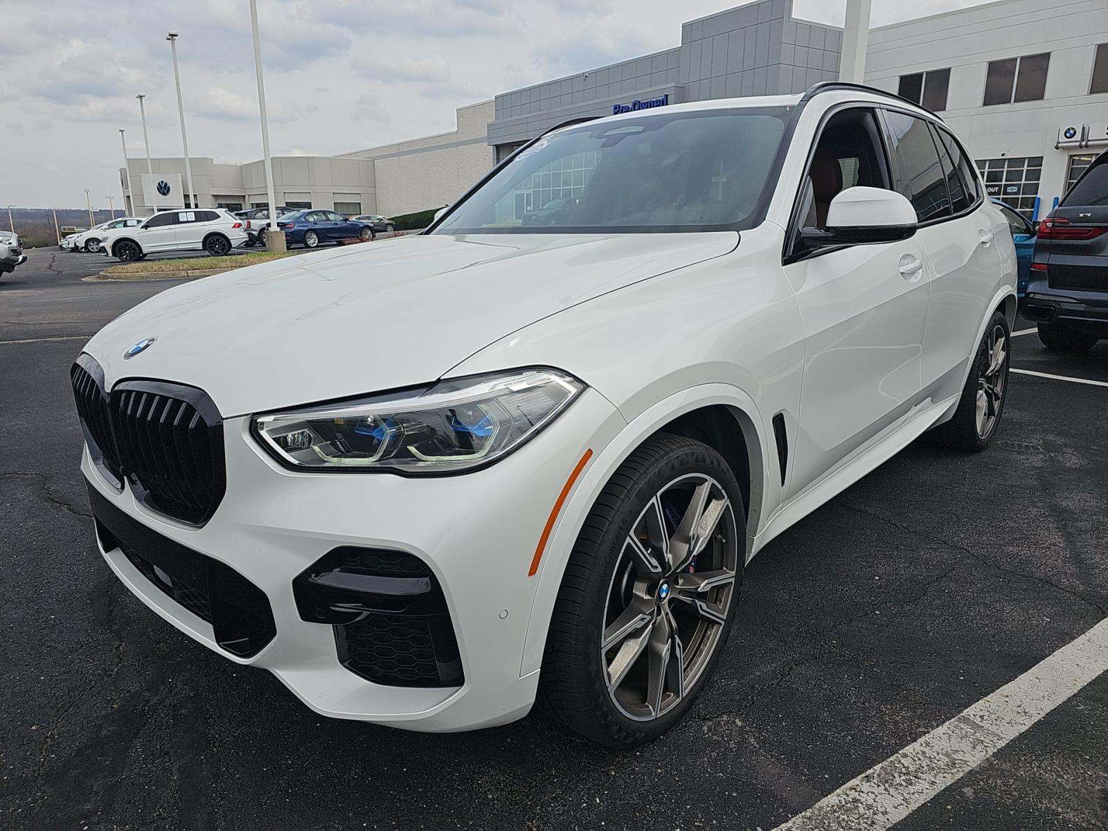 2023 BMW X5 M50i AWD