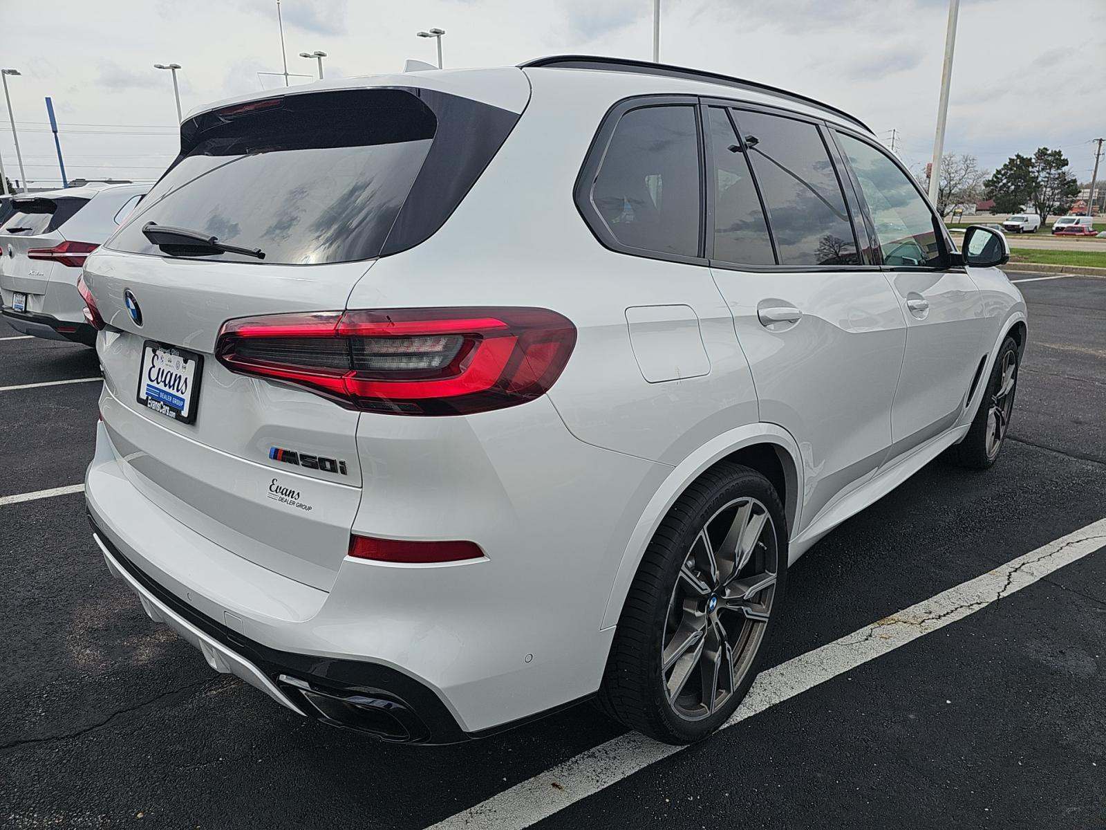 2023 BMW X5 M50i AWD