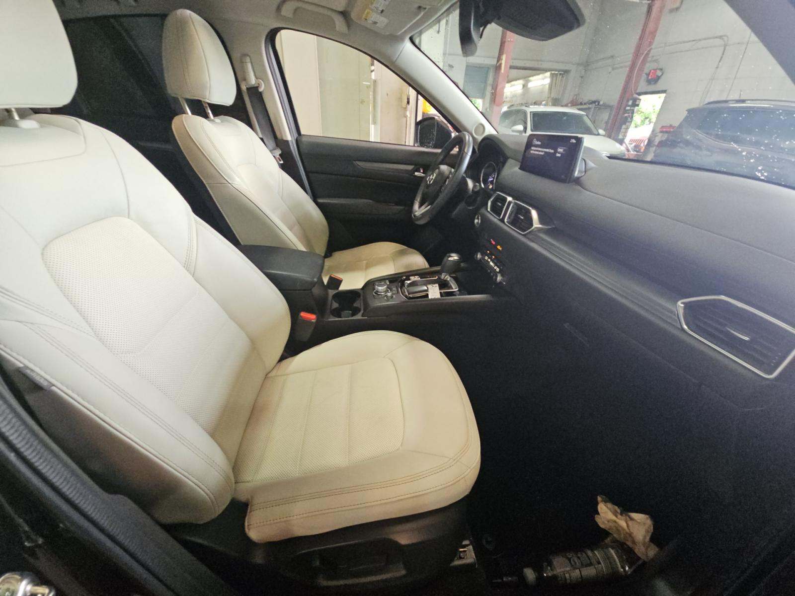 2023 MAZDA CX-5 2.5 S Preferred Package AWD