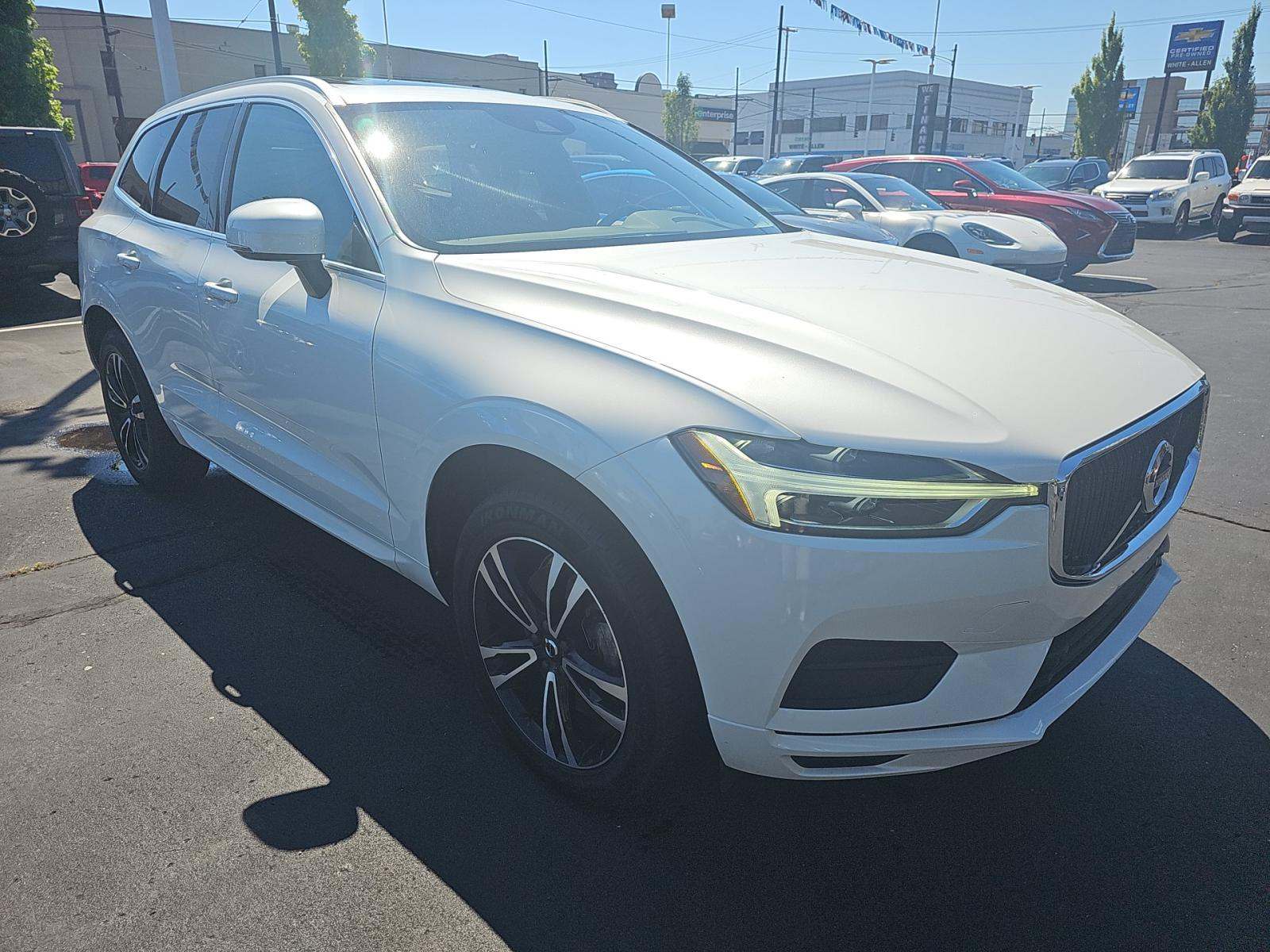 2020 Volvo XC60 T6 Momentum AWD