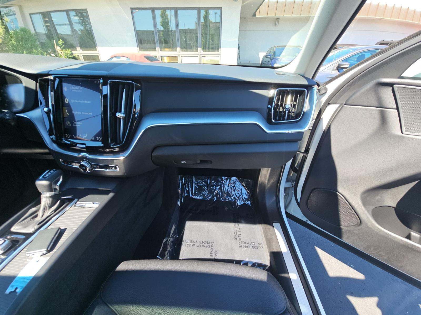 2020 Volvo XC60 T6 Momentum AWD