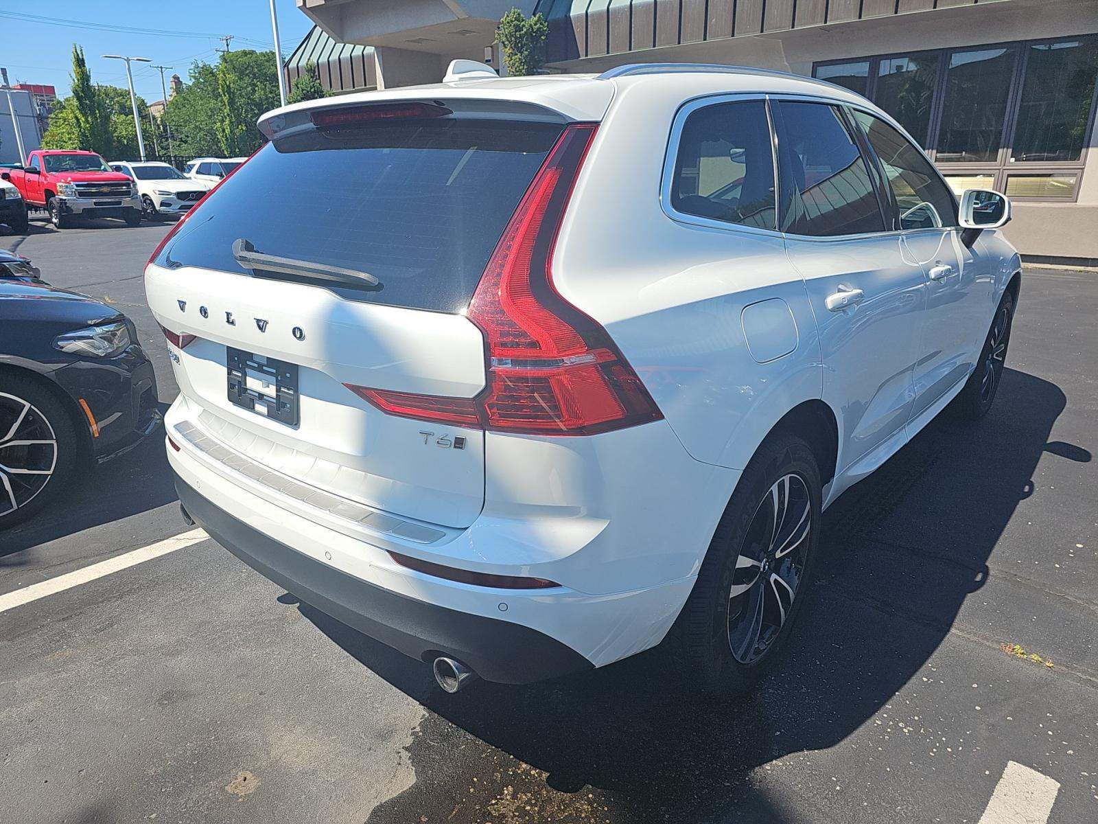 2020 Volvo XC60 T6 Momentum AWD