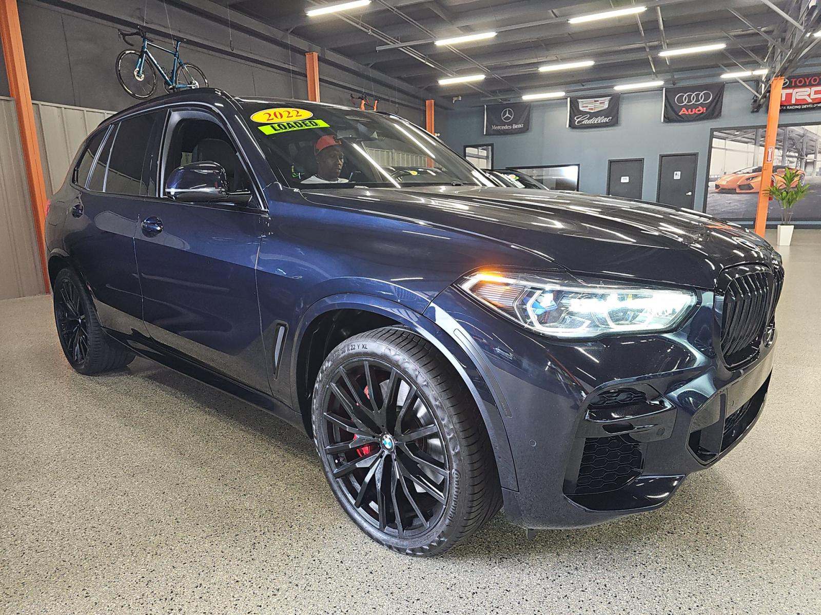 2022 BMW X5 M50i AWD