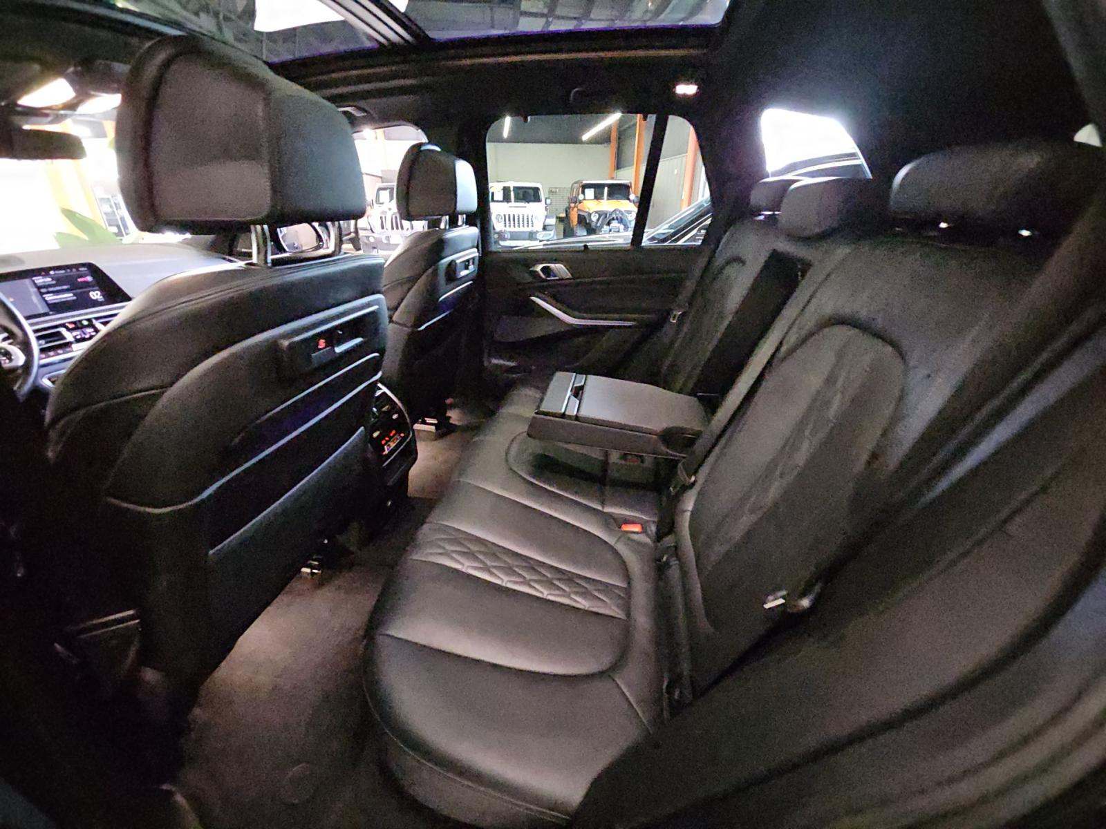 2022 BMW X5 M50i AWD