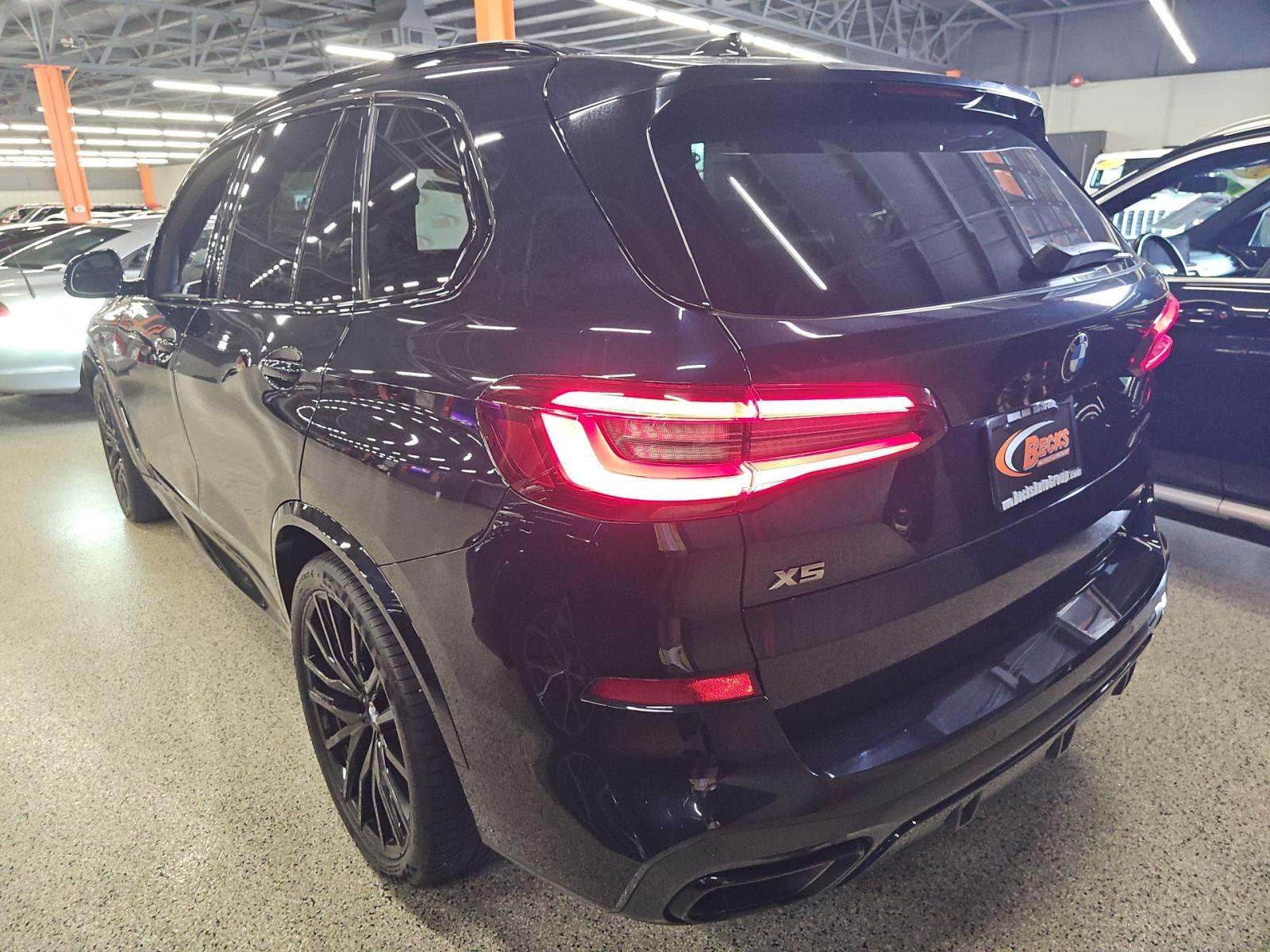 2022 BMW X5 M50i AWD