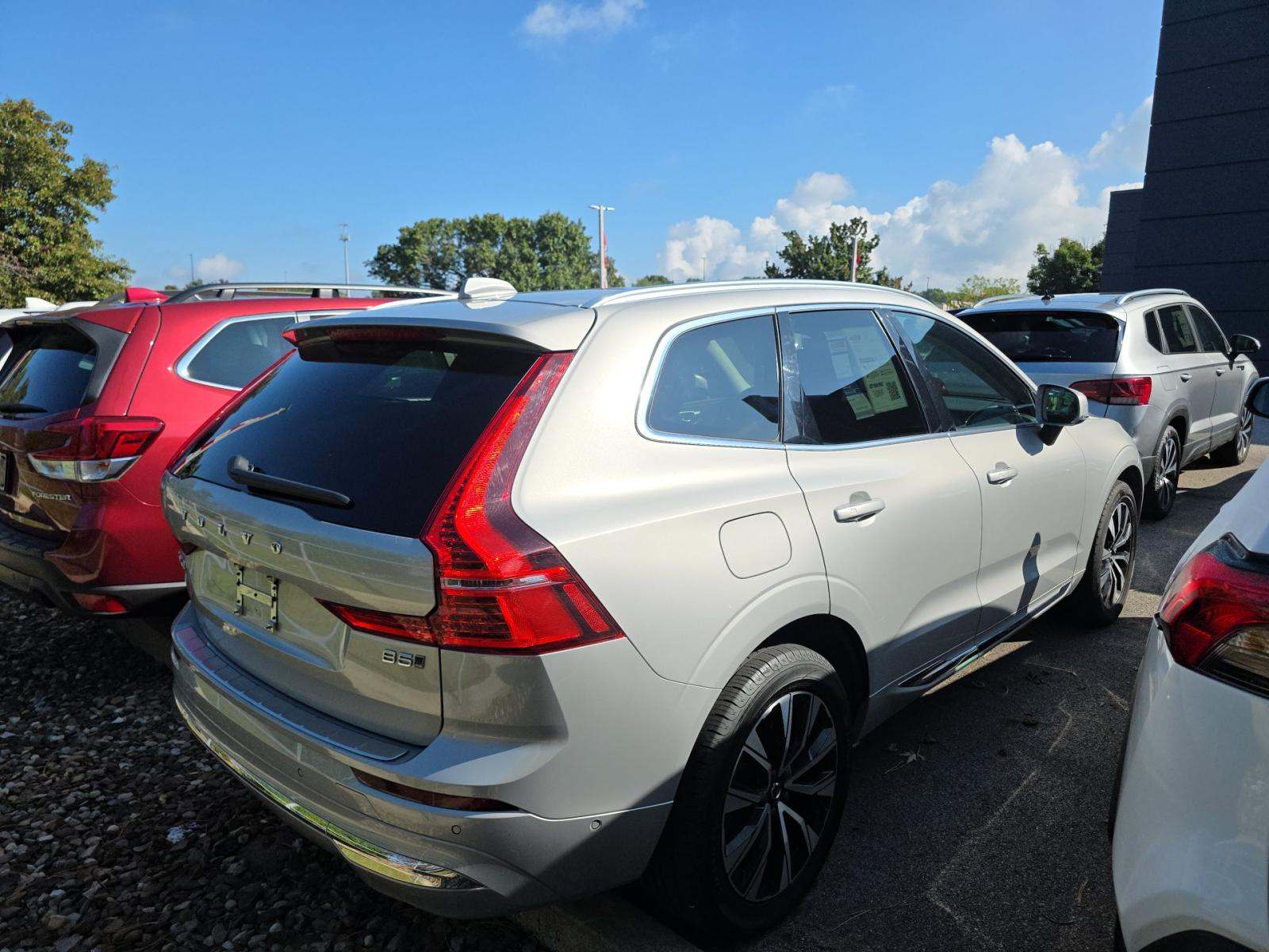 2023 Volvo XC60 B5 Plus AWD