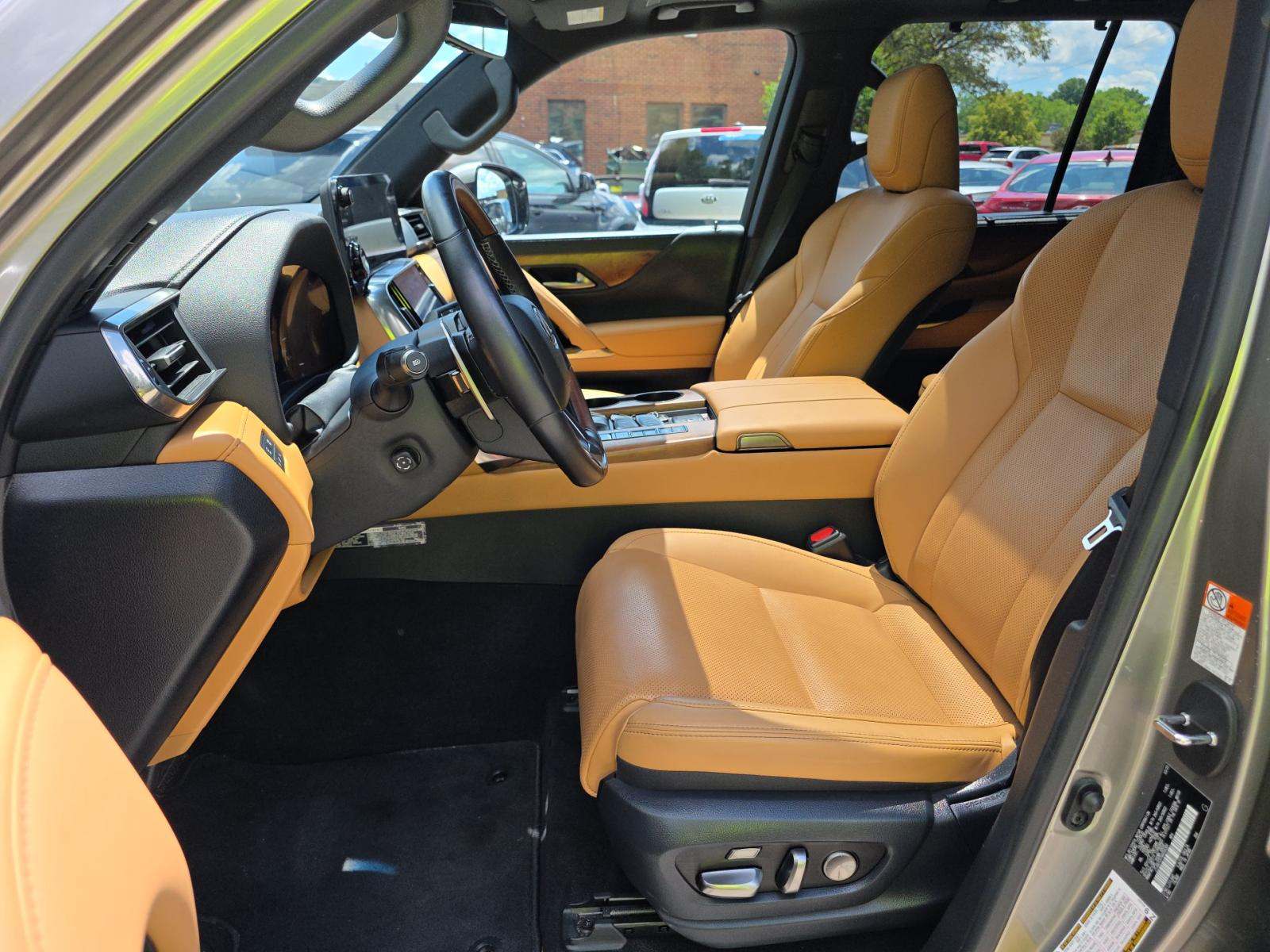2022 Lexus LX LX 600 Luxury AWD