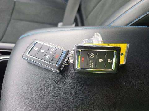 JEEP 4XE TRAILHAWK - 4