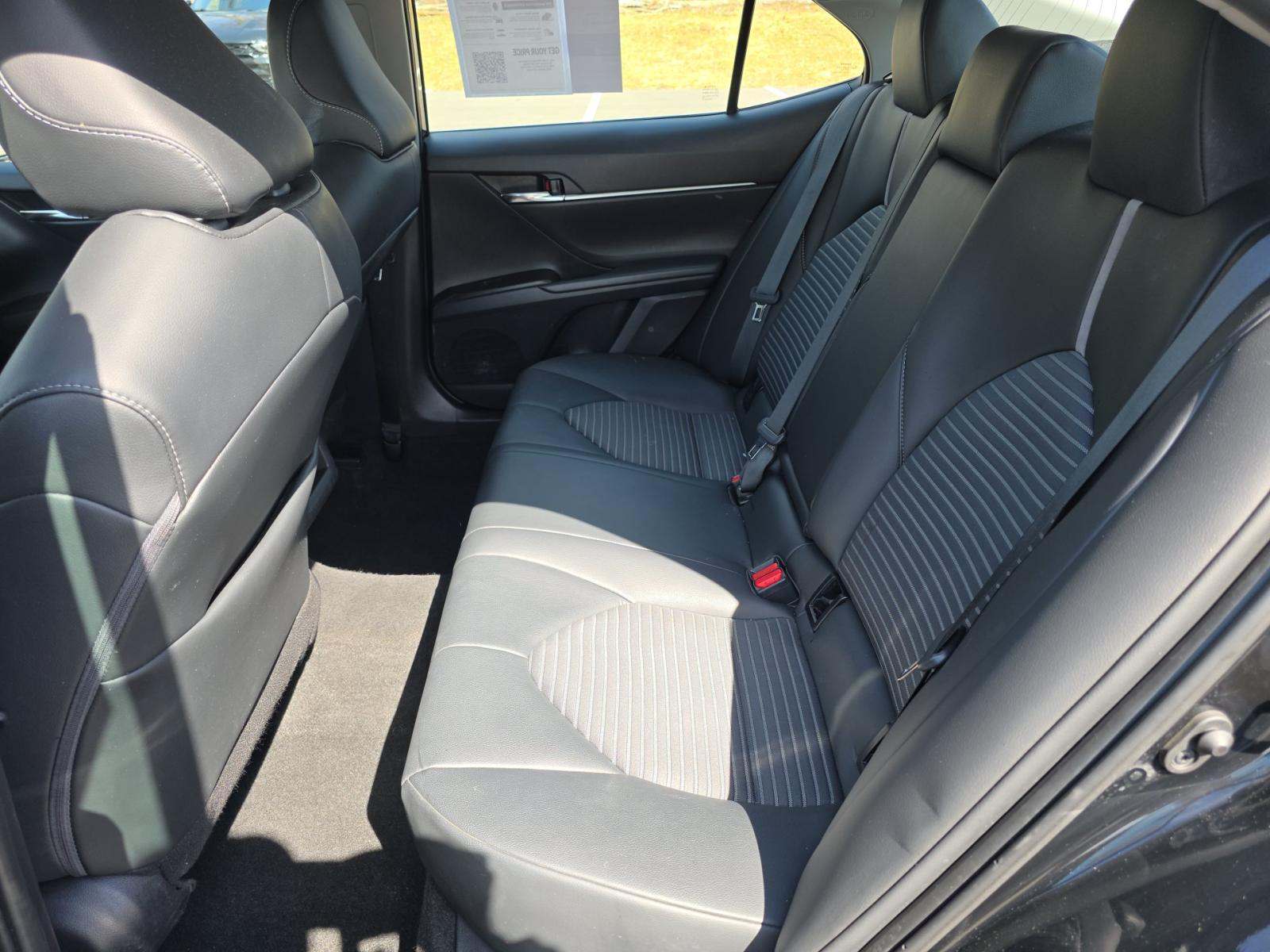 2024 Toyota Camry SE FWD