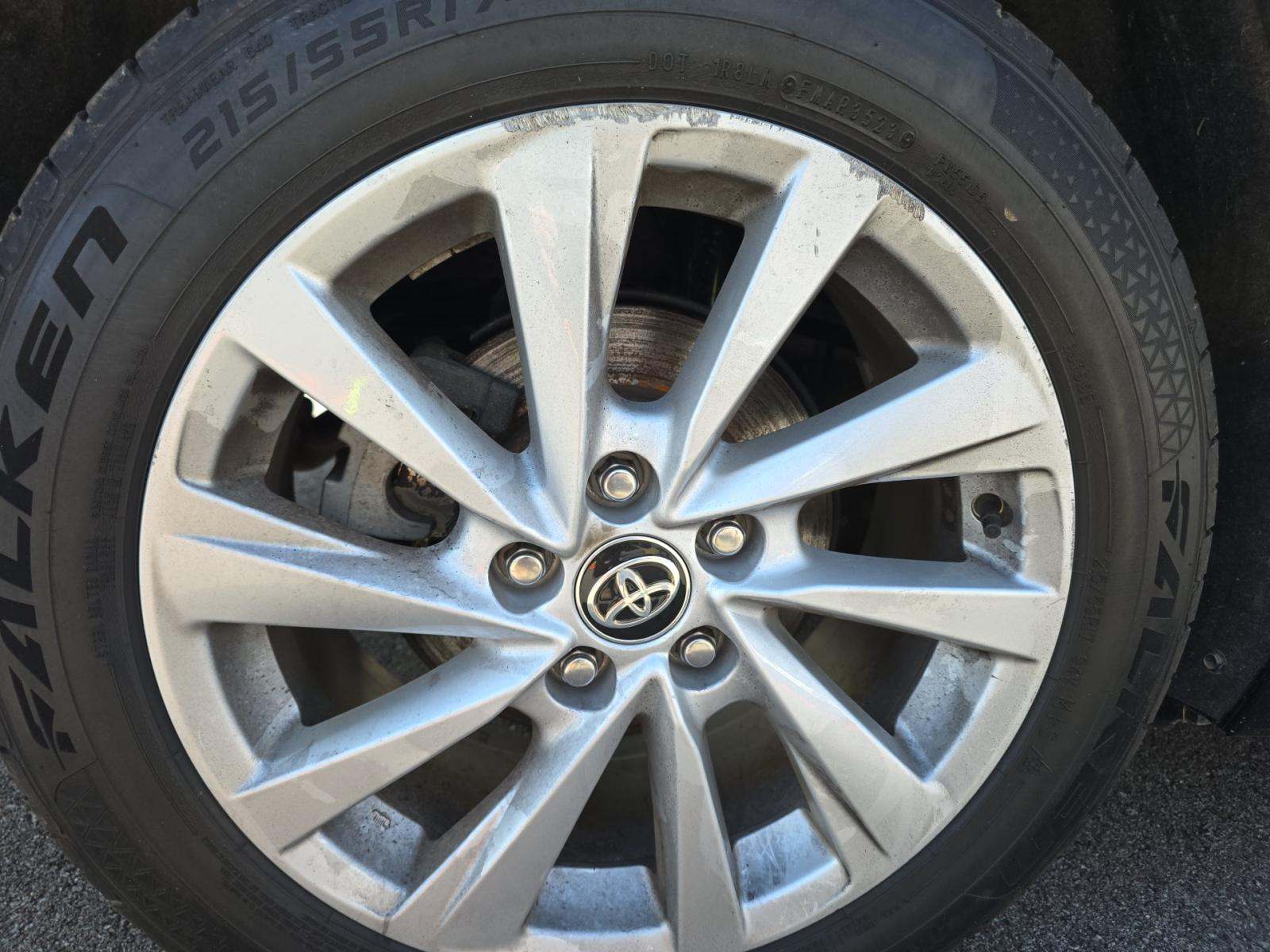 2024 Toyota Camry SE FWD