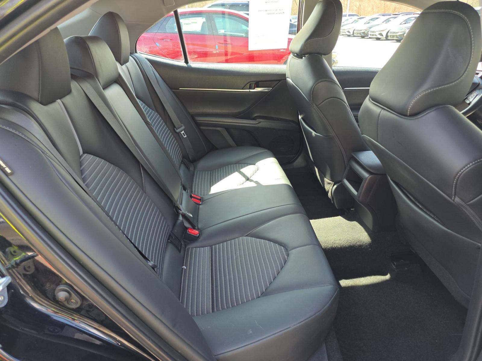 2024 Toyota Camry SE FWD