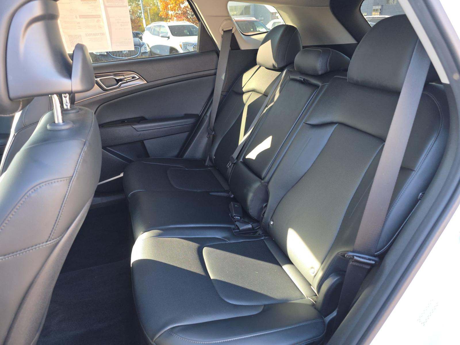 2023 Kia Sportage EX FWD