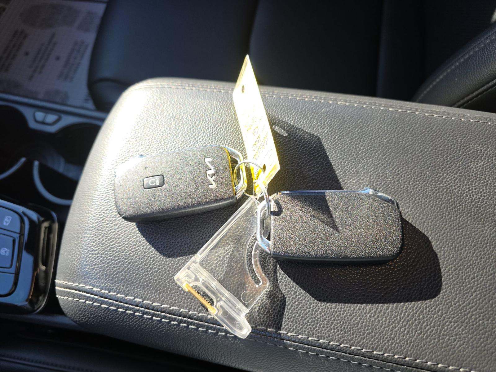 2023 Kia Sportage EX FWD