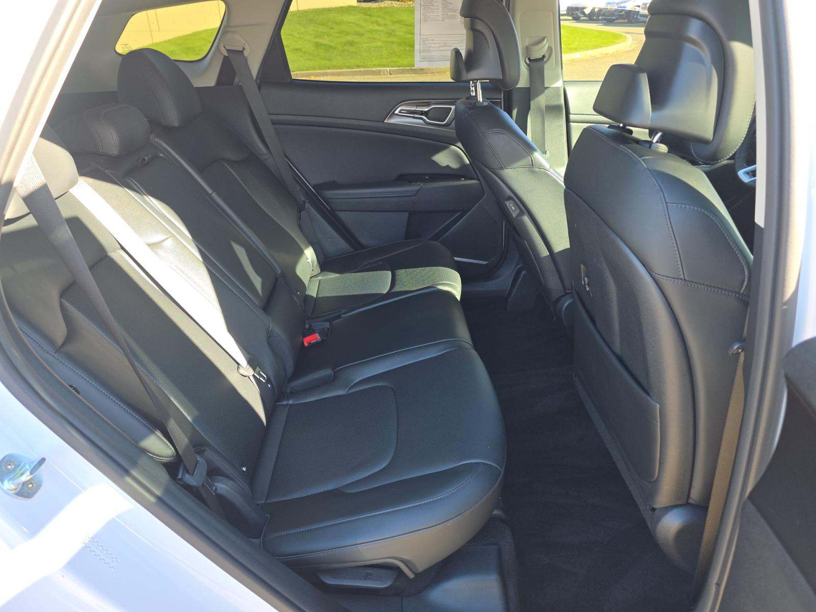 2023 Kia Sportage EX FWD