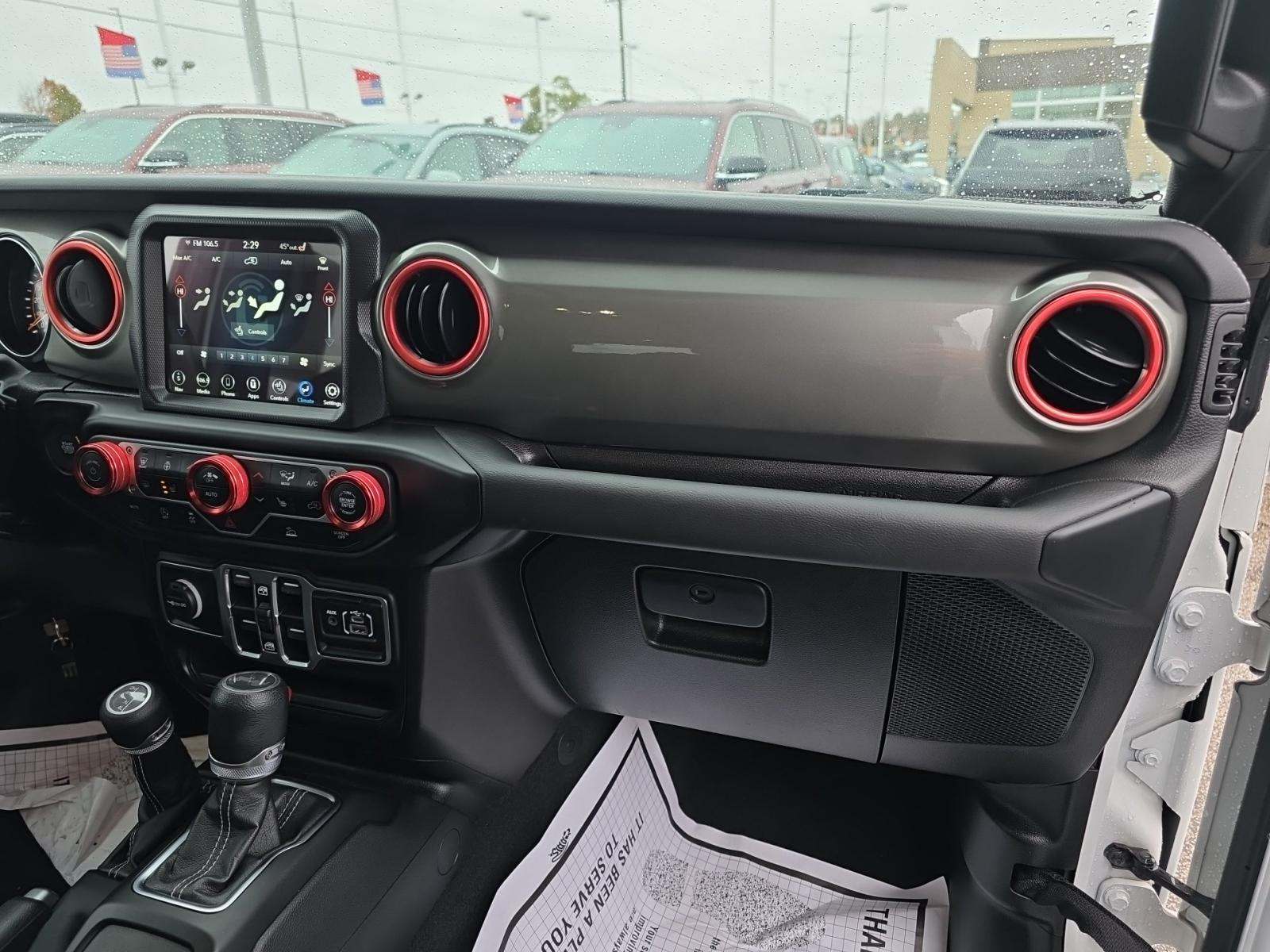 2023 Jeep Wrangler Sahara AWD