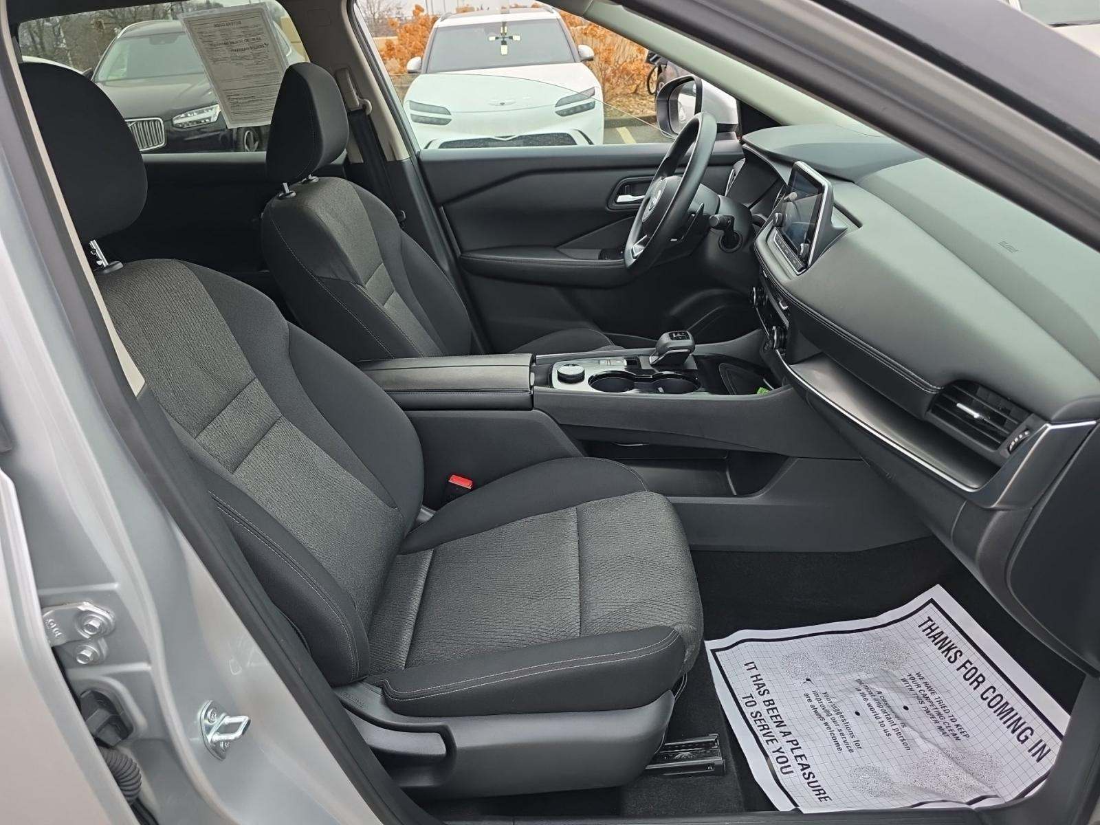 2024 Nissan Rogue SV AWD