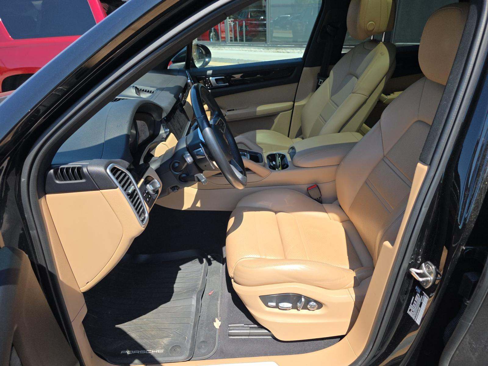 PORSCHE CAYENNE - 6