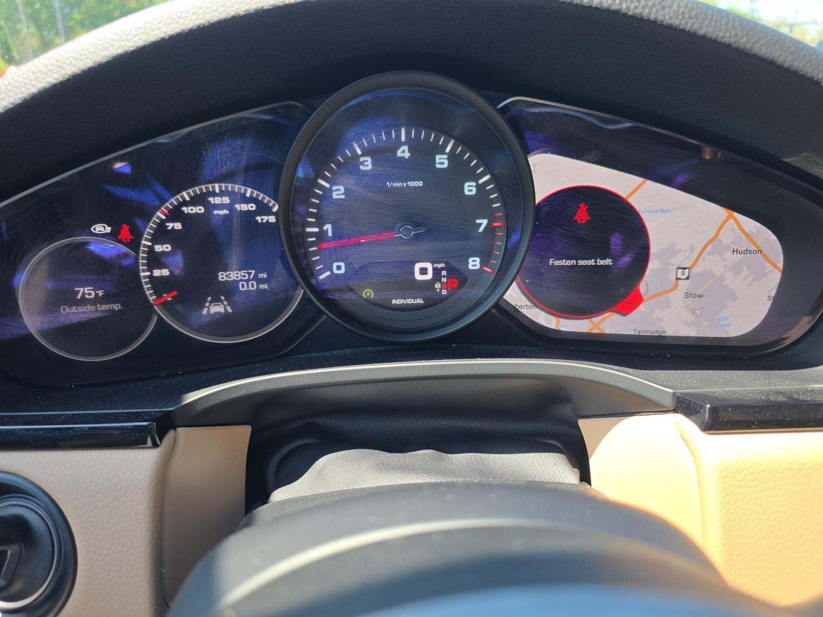 PORSCHE CAYENNE - 9