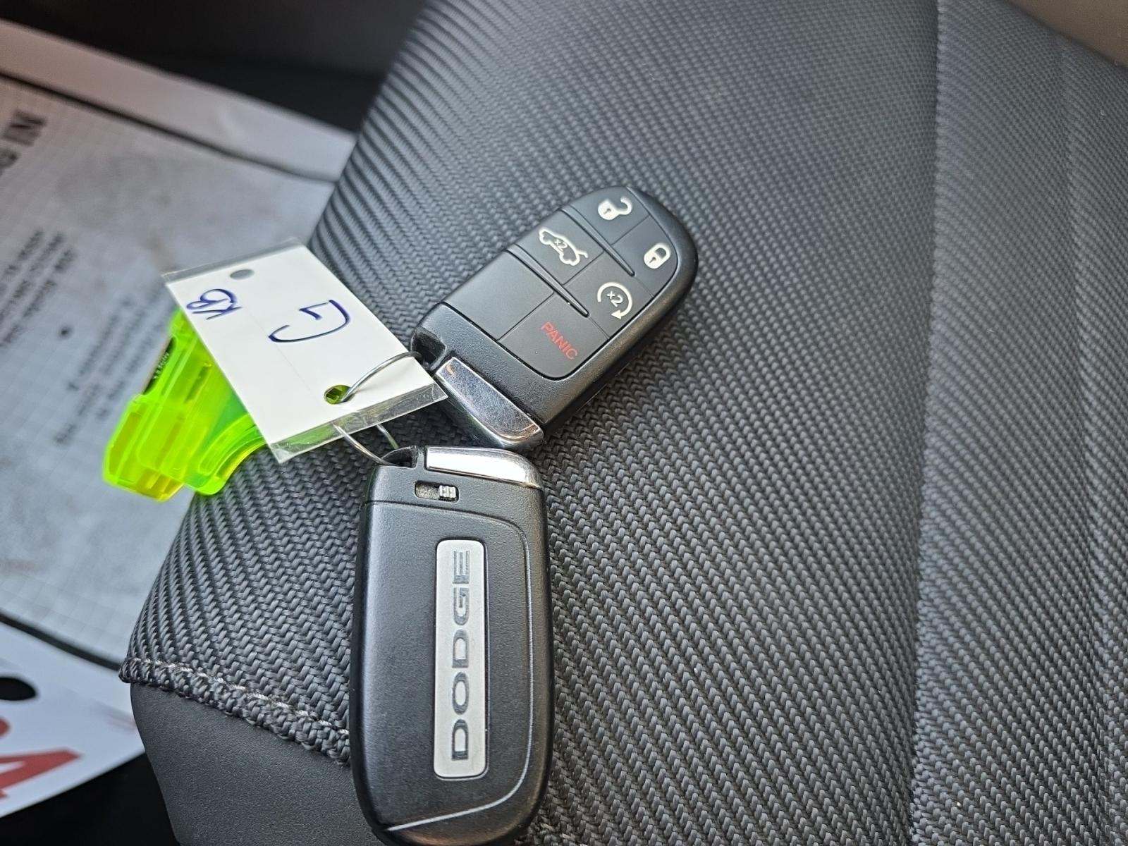 DODGE CHALLENGER - 4